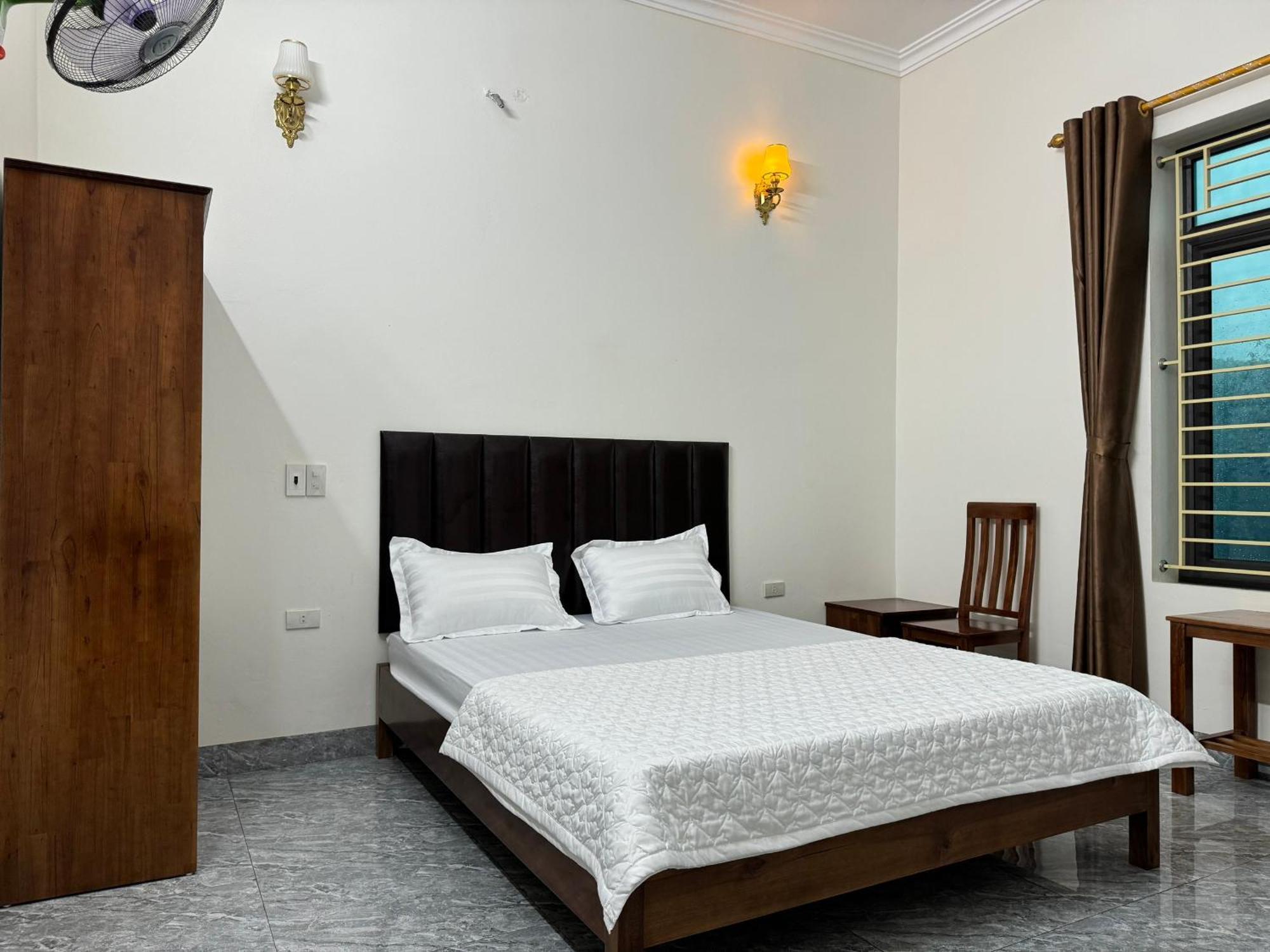 Hotel Minh Thang Nho Quan Bagian luar foto